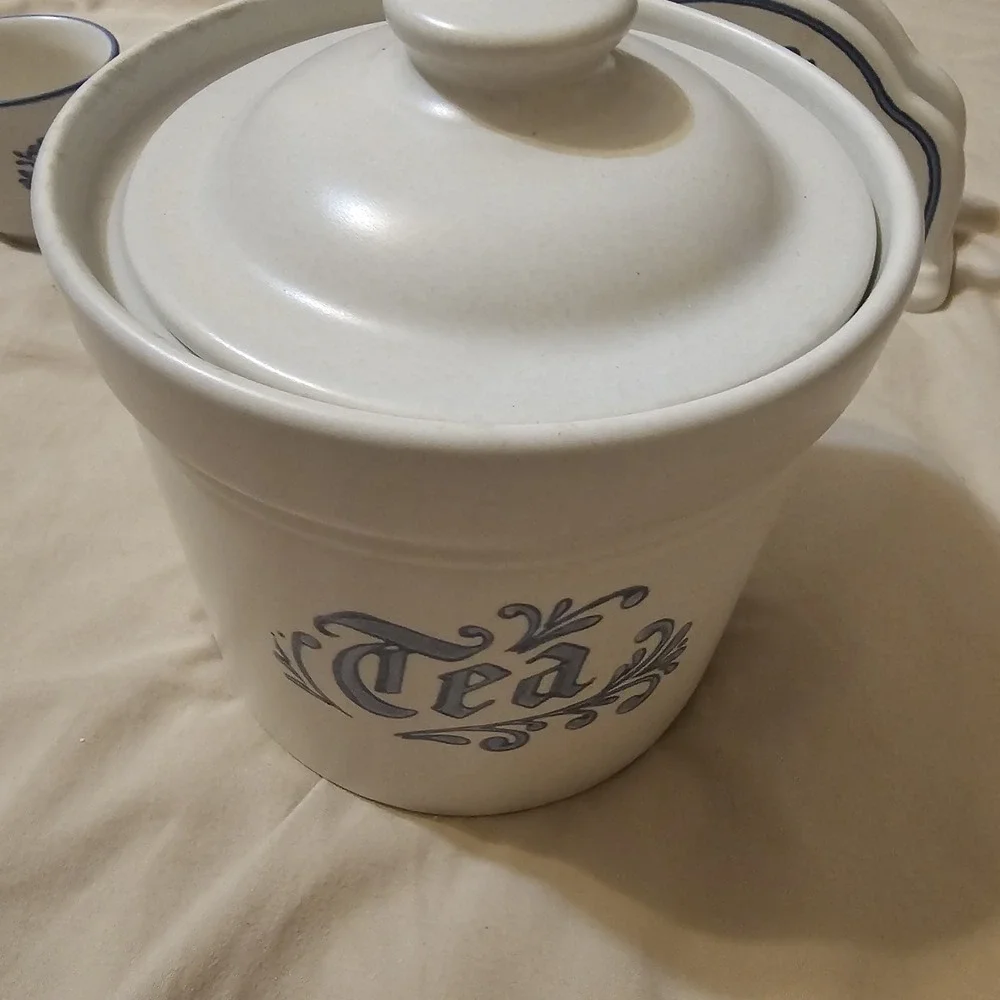 pfaltzgraff yorktowne canister set 12 pc. Vintage Country Kitchen